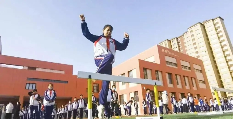 米切尔与队